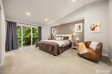 9360 SE 68th Mercer Island WA 98040