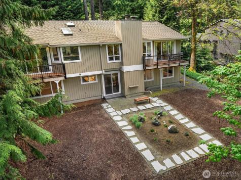 9360 SE 68th Mercer Island WA 98040