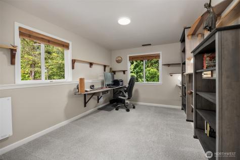 9360 SE 68th Mercer Island WA 98040