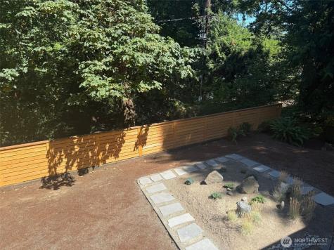 9360 SE 68th Mercer Island WA 98040