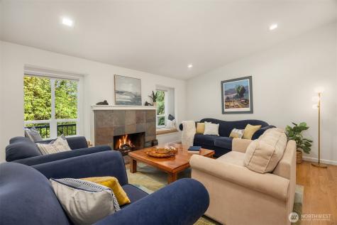 9360 SE 68th Mercer Island WA 98040