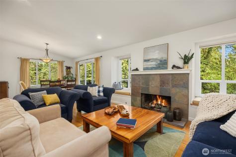 9360 SE 68th Mercer Island WA 98040