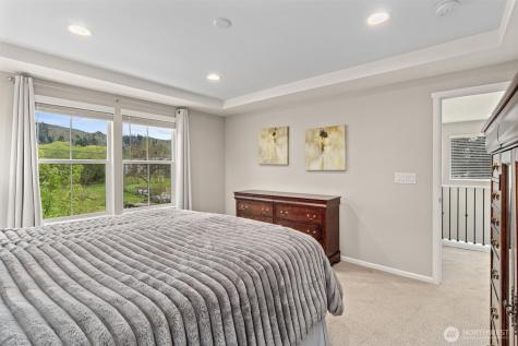 5788 160th Avenue E Sumner WA 98390
