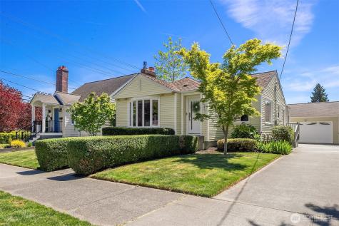 549 N 77th Street Seattle WA 98103