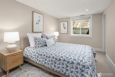 549 N 77th Street Seattle WA 98103