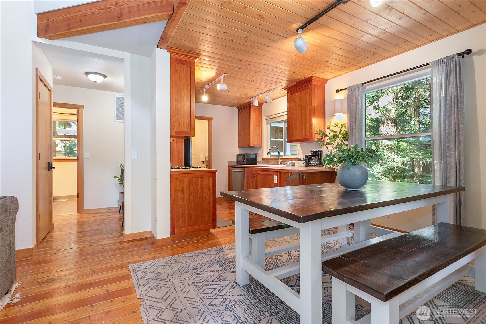 21012 Pinnacle Road Glacier WA 98244