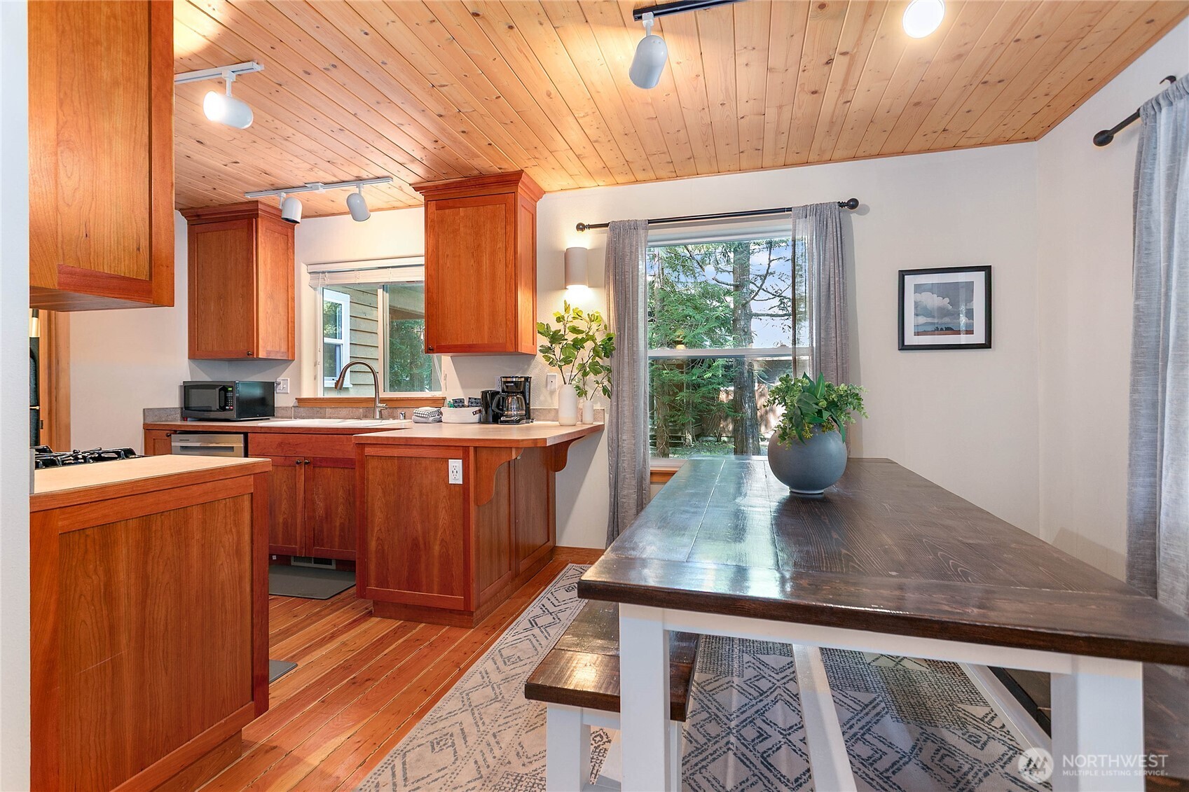 21012 Pinnacle Road Glacier WA 98244