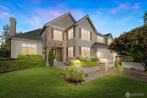 2046 277th Avenue SE Sammamish WA 98075