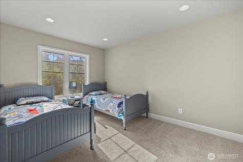 2046 277th Avenue SE Sammamish WA 98075