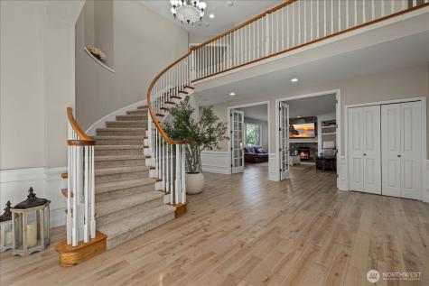 2046 277th Avenue SE Sammamish WA 98075