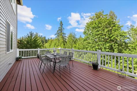 2046 277th Avenue SE Sammamish WA 98075
