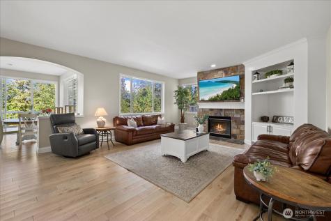 2046 277th Avenue SE Sammamish WA 98075