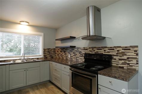 1523 S Mason Avenue Tacoma WA 98405