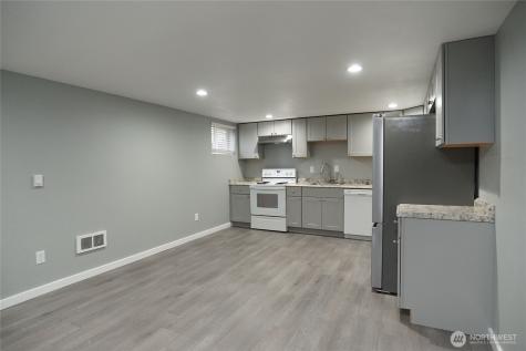 1523 S Mason Avenue Tacoma WA 98405