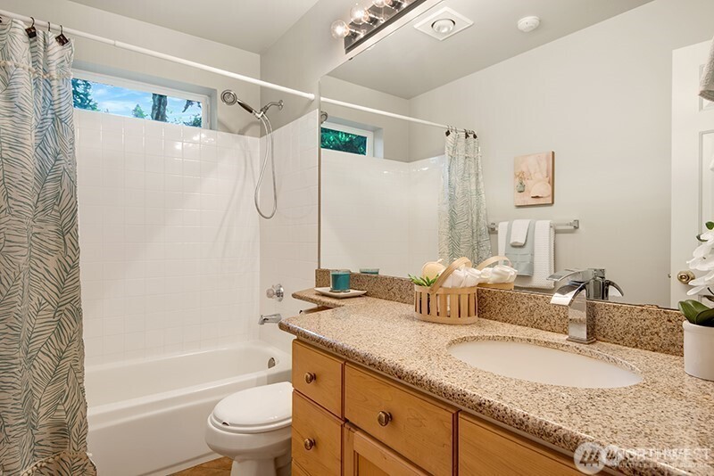 9403 176 Place NE Redmond WA 98052