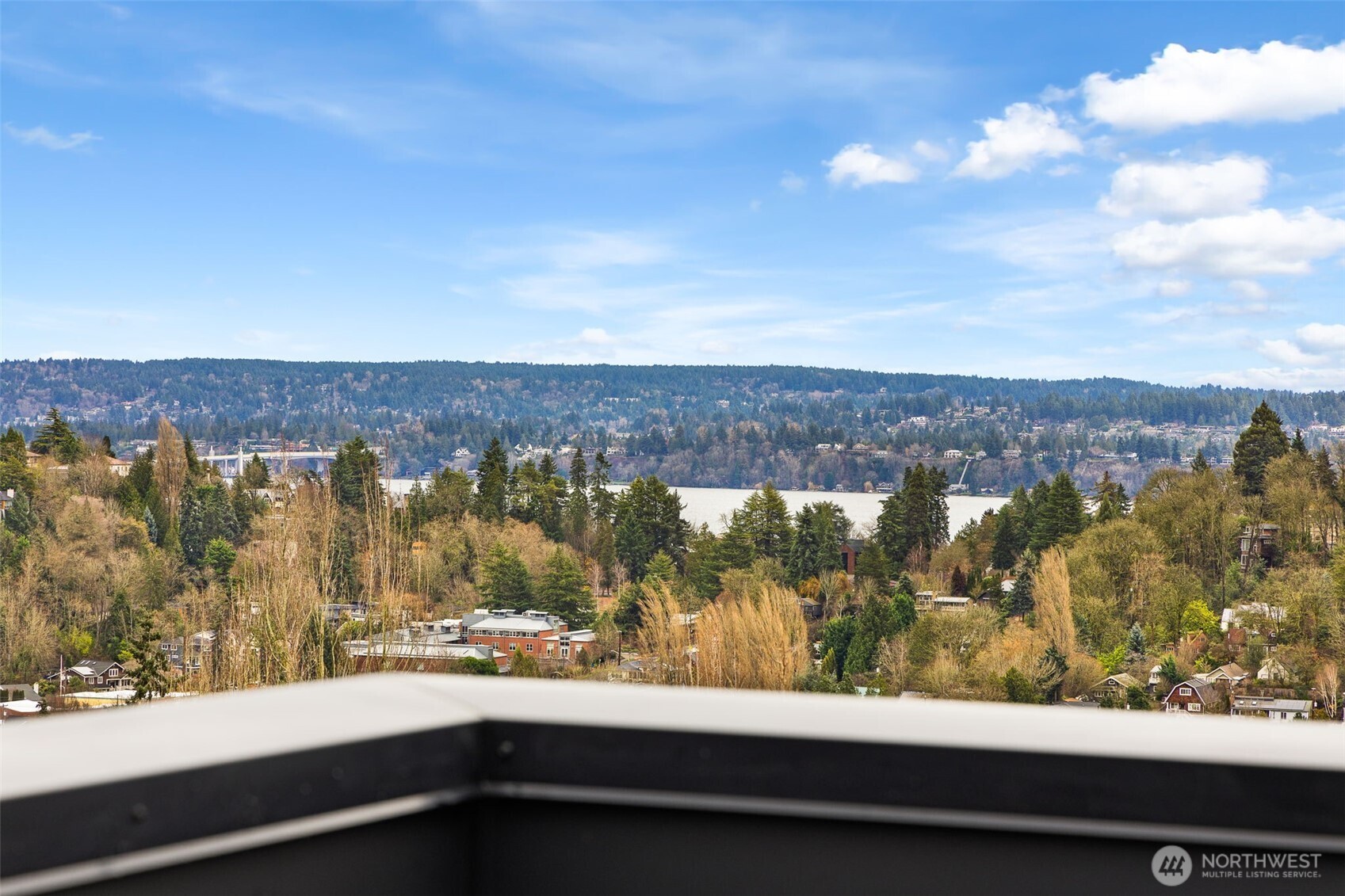 113 24th Avenue E Seattle WA 98112