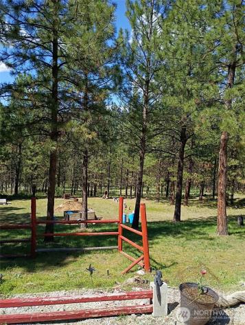 12 Caribou Road Tonasket WA 98855