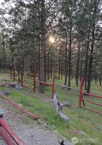 12 Caribou Road Tonasket WA 98855