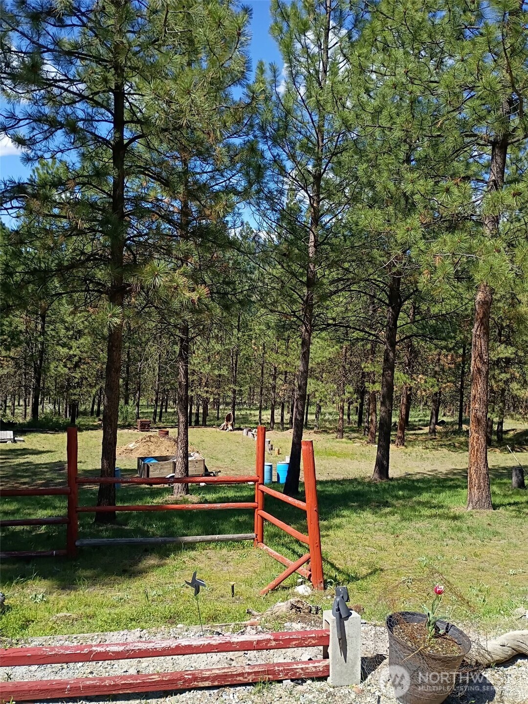 12 Caribou Road Tonasket WA 98855