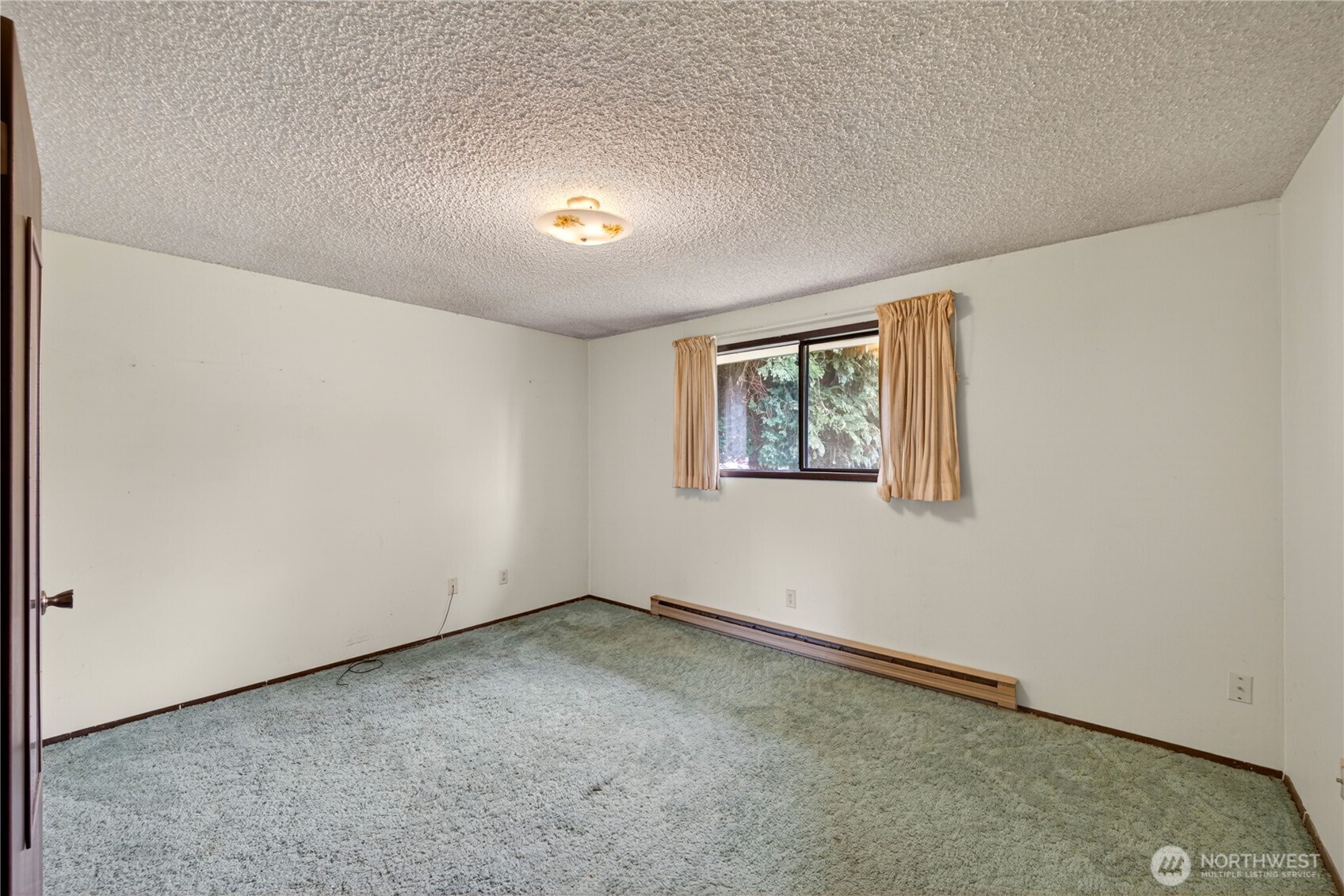 113 N Hawthorne Street Burlington WA 98233