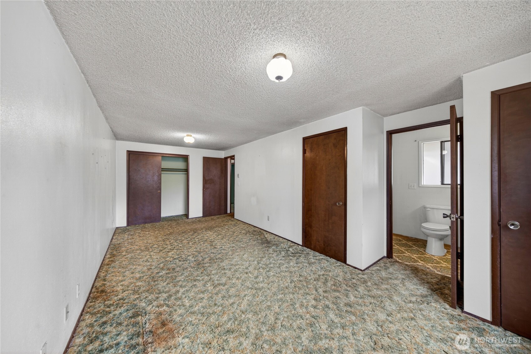 113 N Hawthorne Street Burlington WA 98233