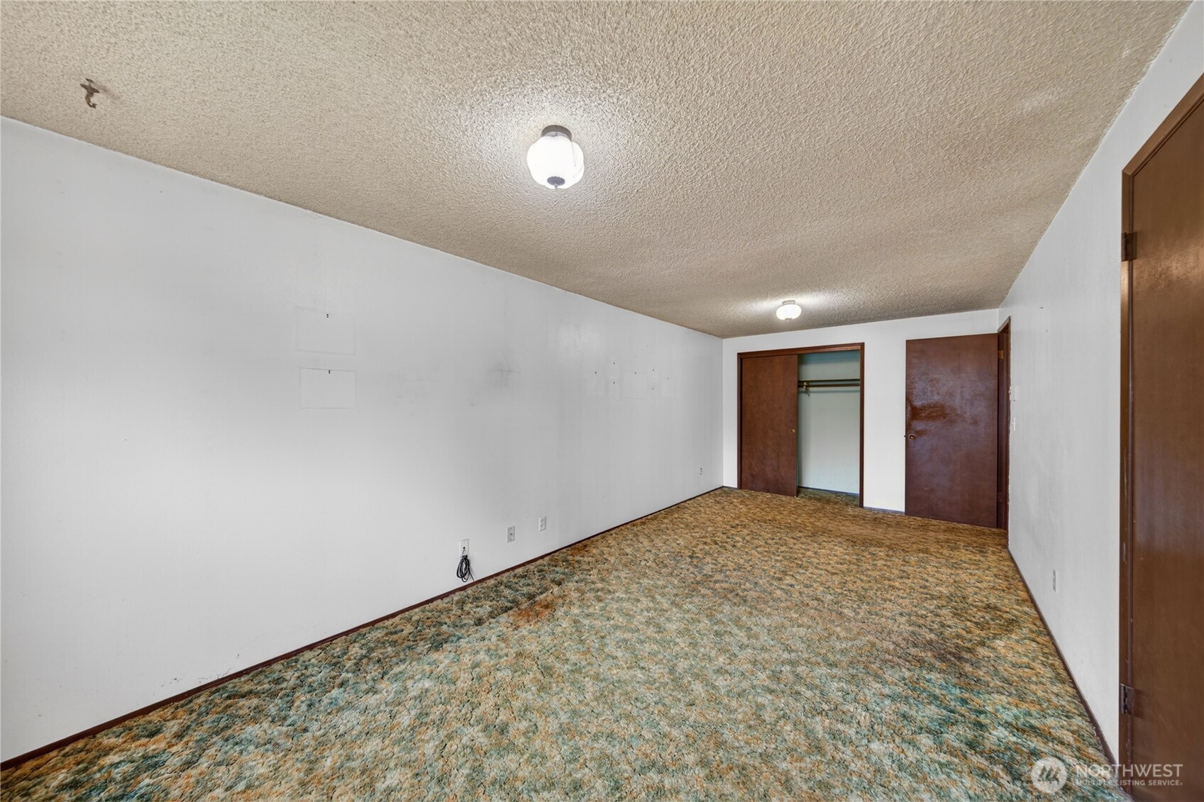 113 N Hawthorne Street Burlington WA 98233