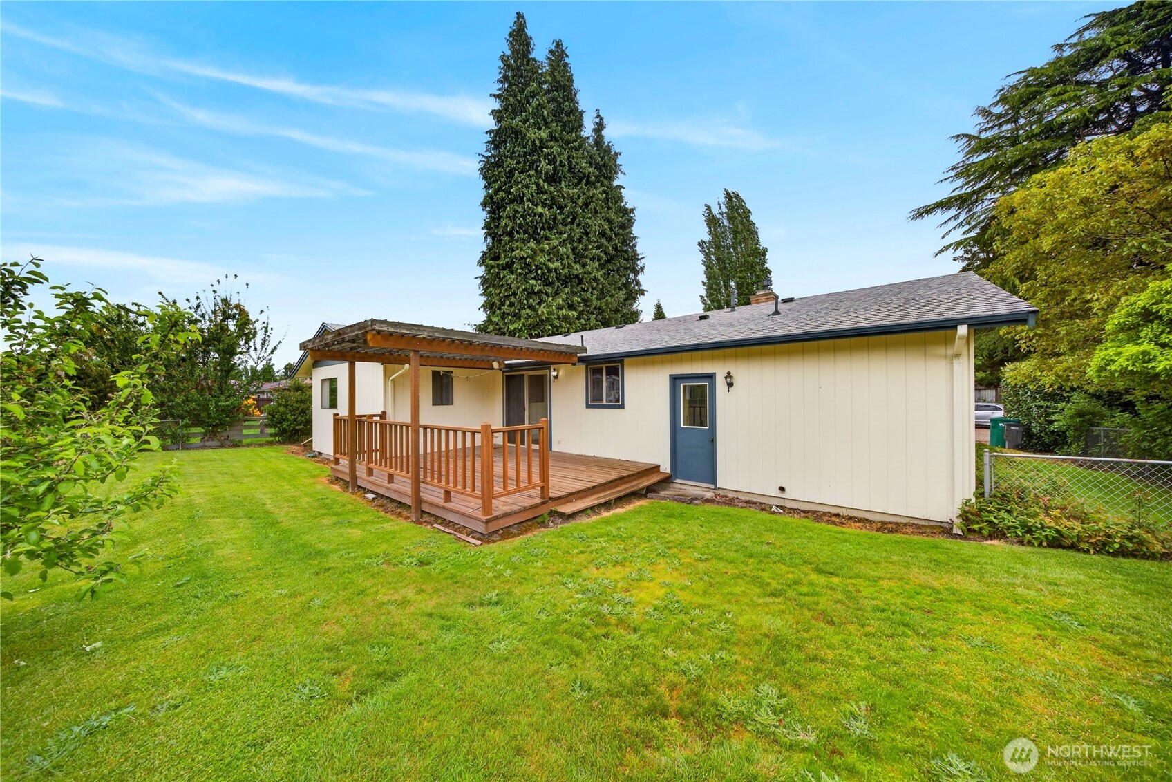 113 N Hawthorne Street Burlington WA 98233