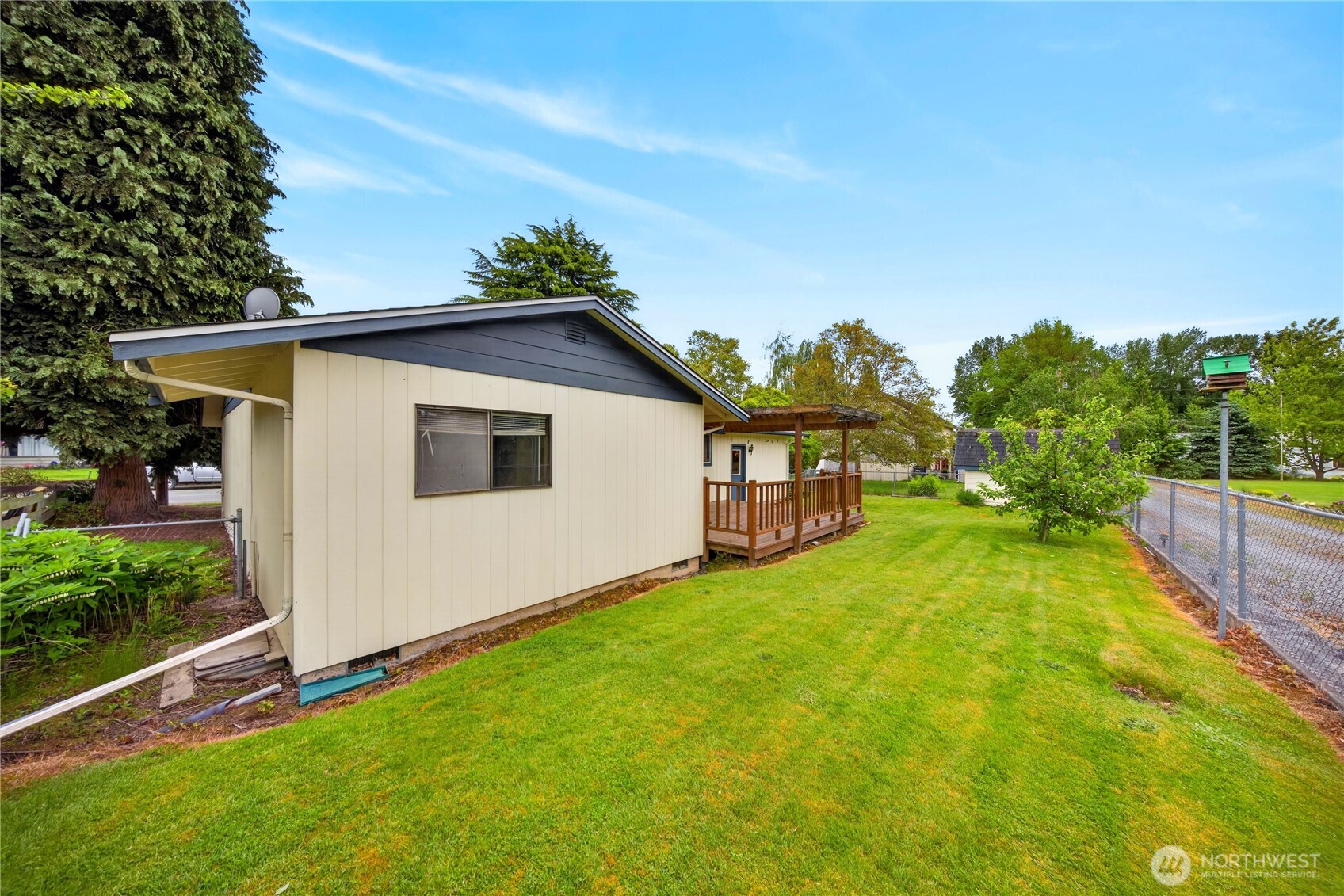 113 N Hawthorne Street Burlington WA 98233