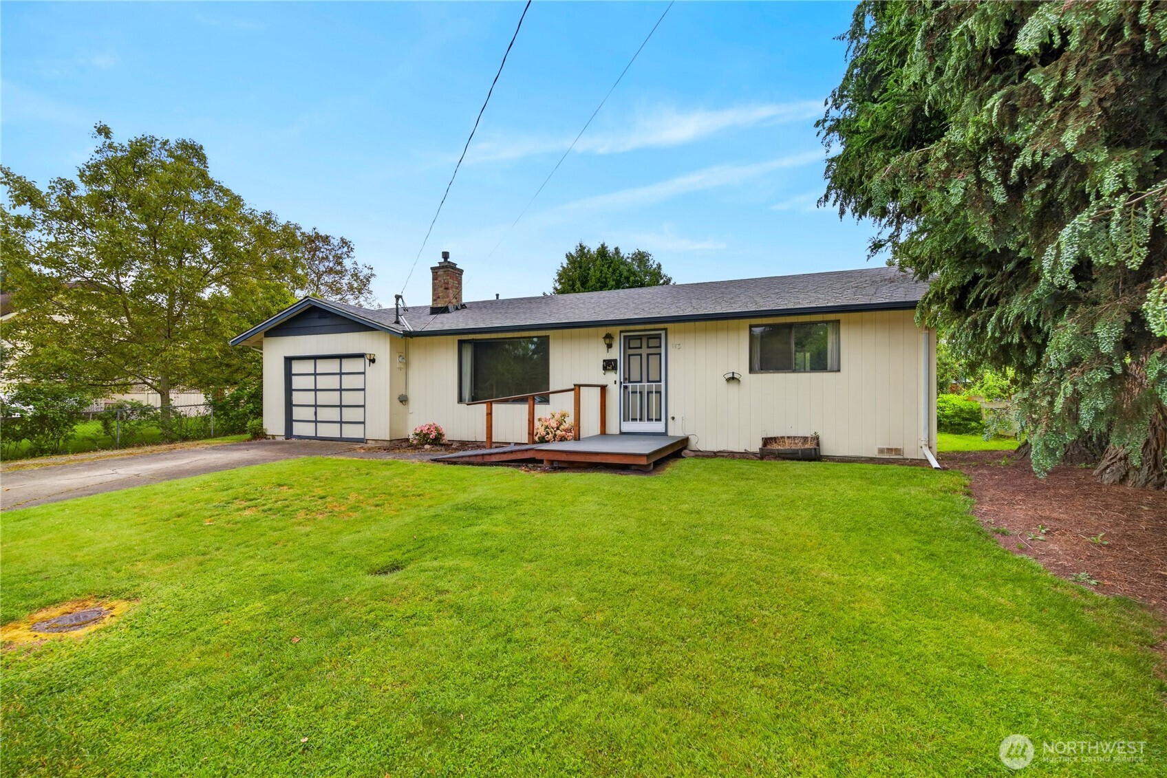 113 N Hawthorne Street Burlington WA 98233