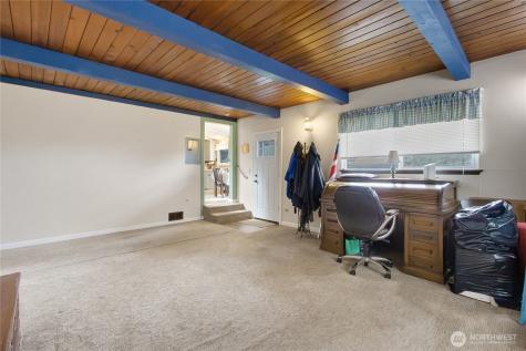 2124 Firland Drive Puyallup WA 98371