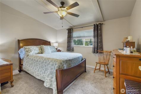 2124 Firland Drive Puyallup WA 98371