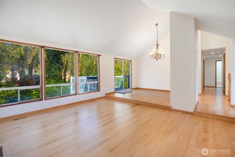 29027 13th Avenue S Federal Way WA 98003