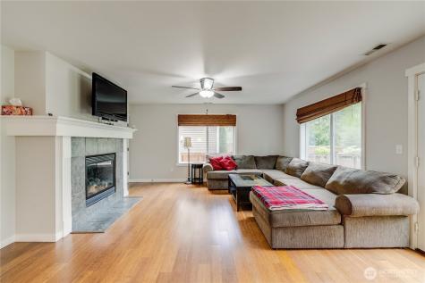 7709 86th Avenue NE Marysville WA 98270