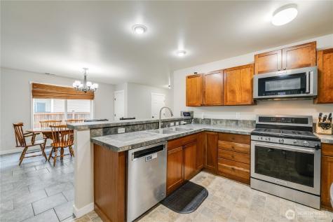 7709 86th Avenue NE Marysville WA 98270