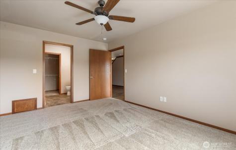 1441 NW 5th Avenue Oak Harbor WA 98277