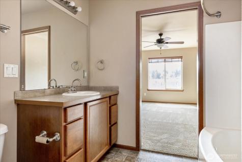 1441 NW 5th Avenue Oak Harbor WA 98277