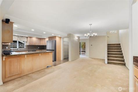 936 N 93rd Street Seattle WA 98103