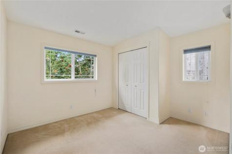 936 N 93rd Street Seattle WA 98103