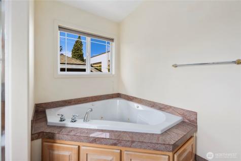 936 N 93rd Street Seattle WA 98103