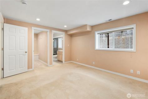 936 N 93rd Street Seattle WA 98103