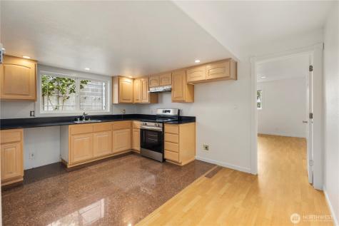 936 N 93rd Street Seattle WA 98103