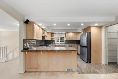 936 N 93rd Street Seattle WA 98103