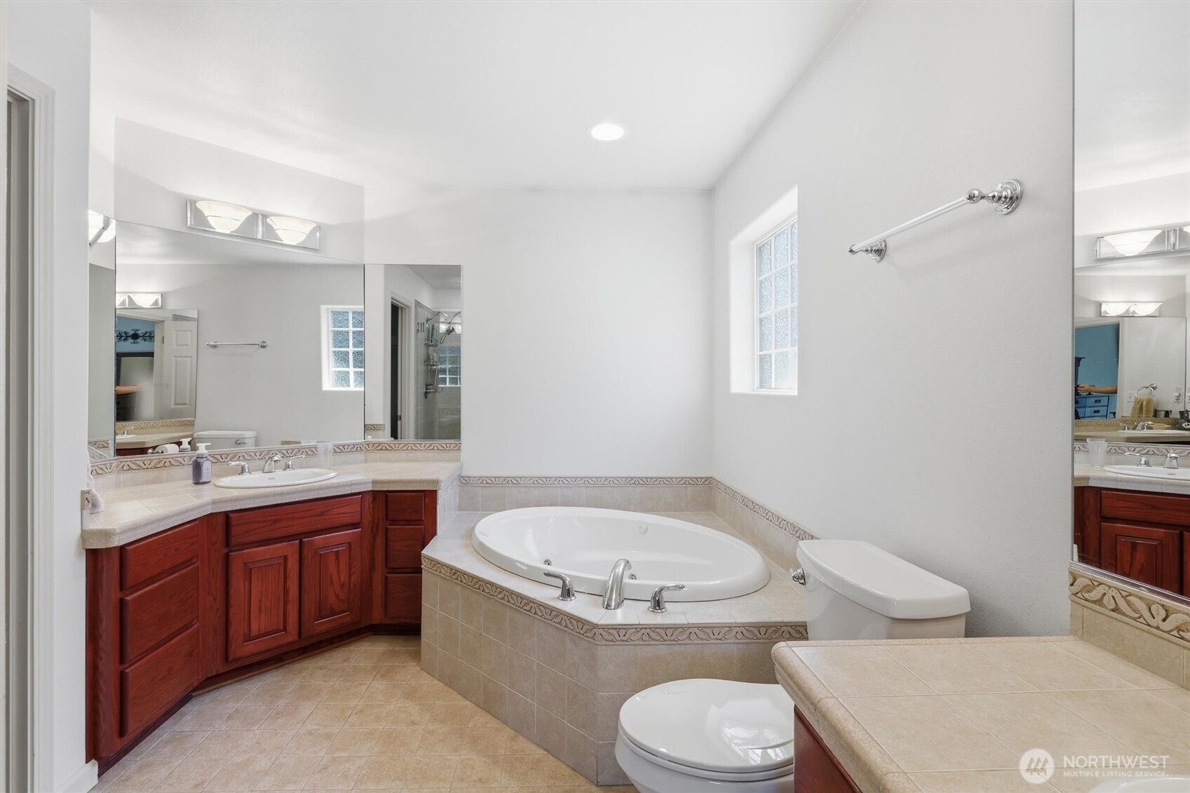 19310 95th Avenue NE Arlington WA 98223