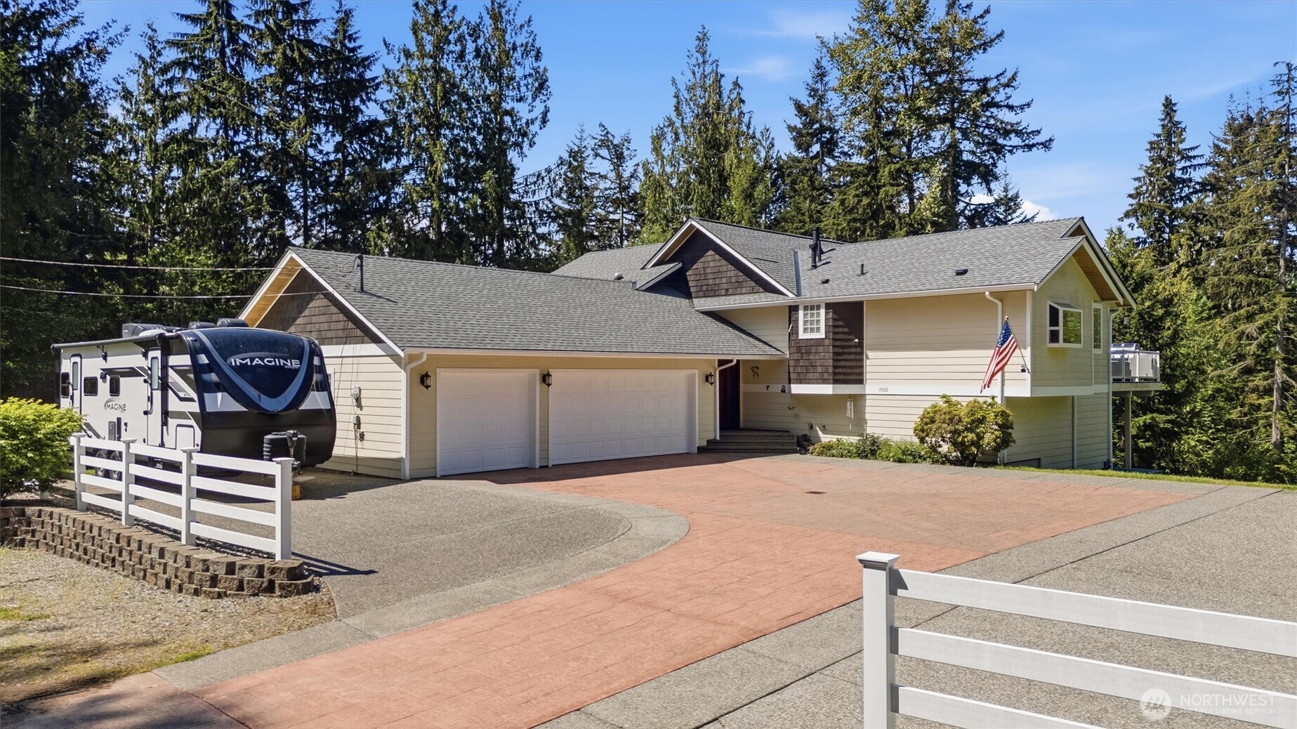 19310 95th Avenue NE Arlington WA 98223