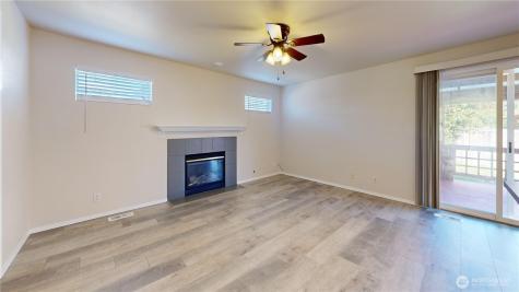 1565 S 90th Street Tacoma WA 98444