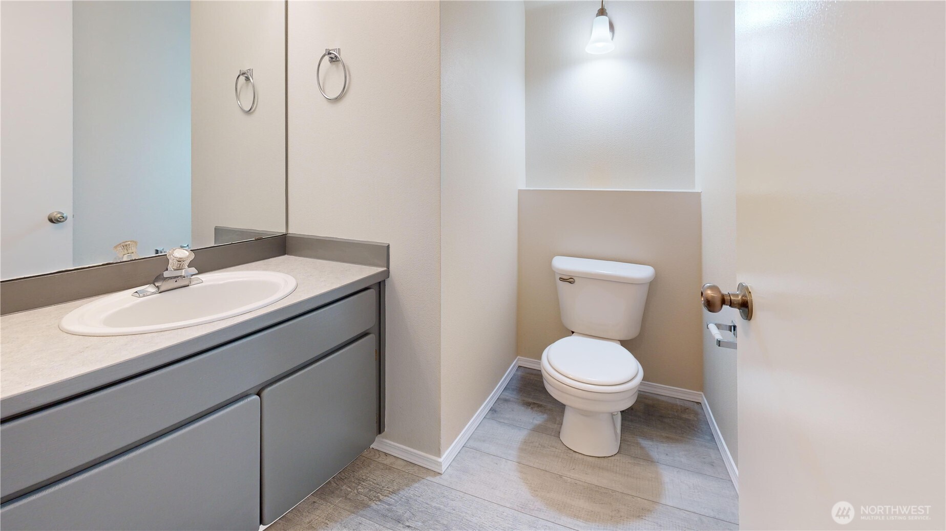 1565 S 90th Street Tacoma WA 98444