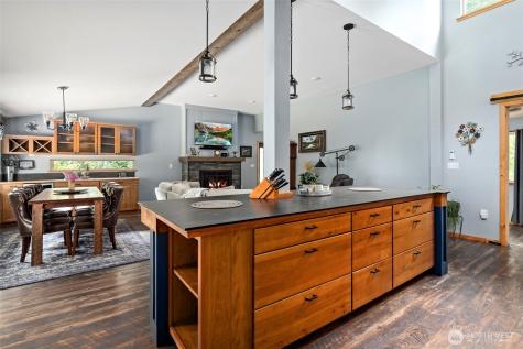 25451 Lake Cavanaugh Road Mount Vernon WA 98274