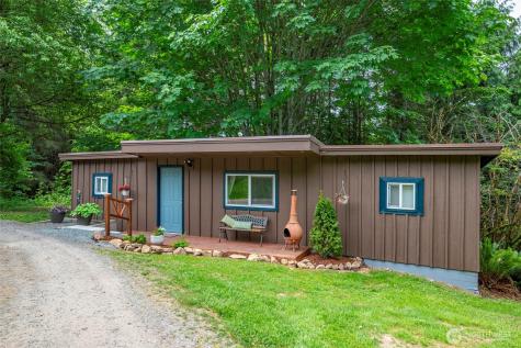 25451 Lake Cavanaugh Road Mount Vernon WA 98274