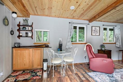 25451 Lake Cavanaugh Road Mount Vernon WA 98274