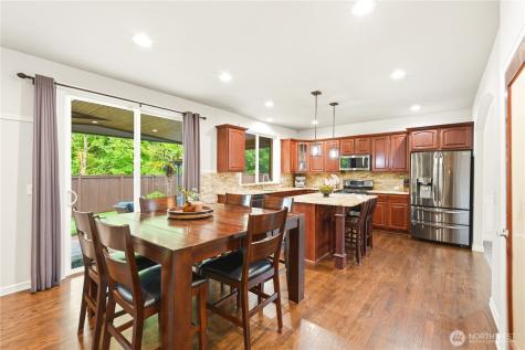 28302 239th Street Maple Valley WA 98038
